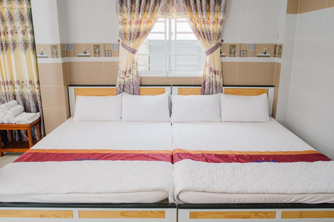 Hiep Hoa Hotel Chau Doc Extérieur photo