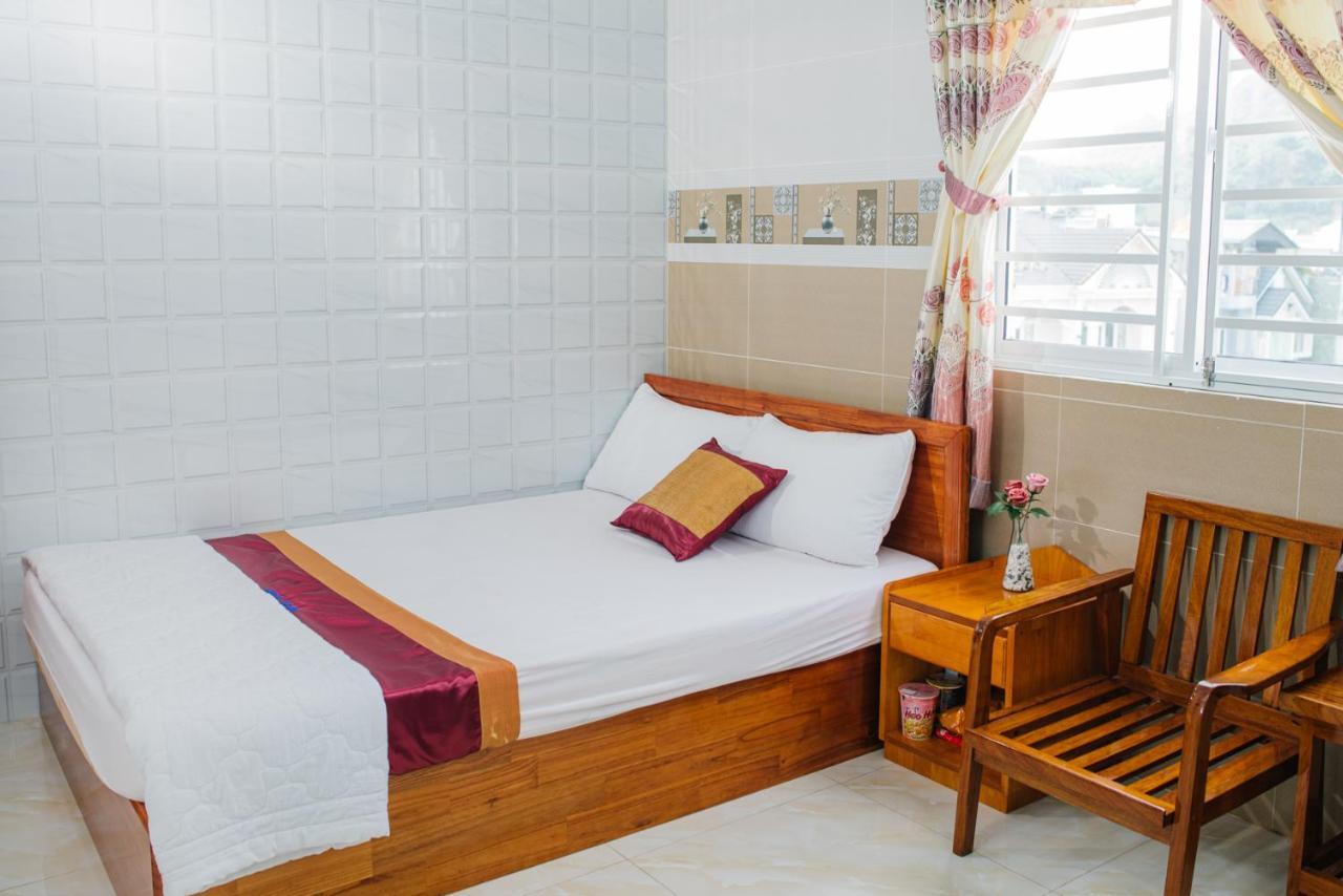 Hiep Hoa Hotel Chau Doc Extérieur photo