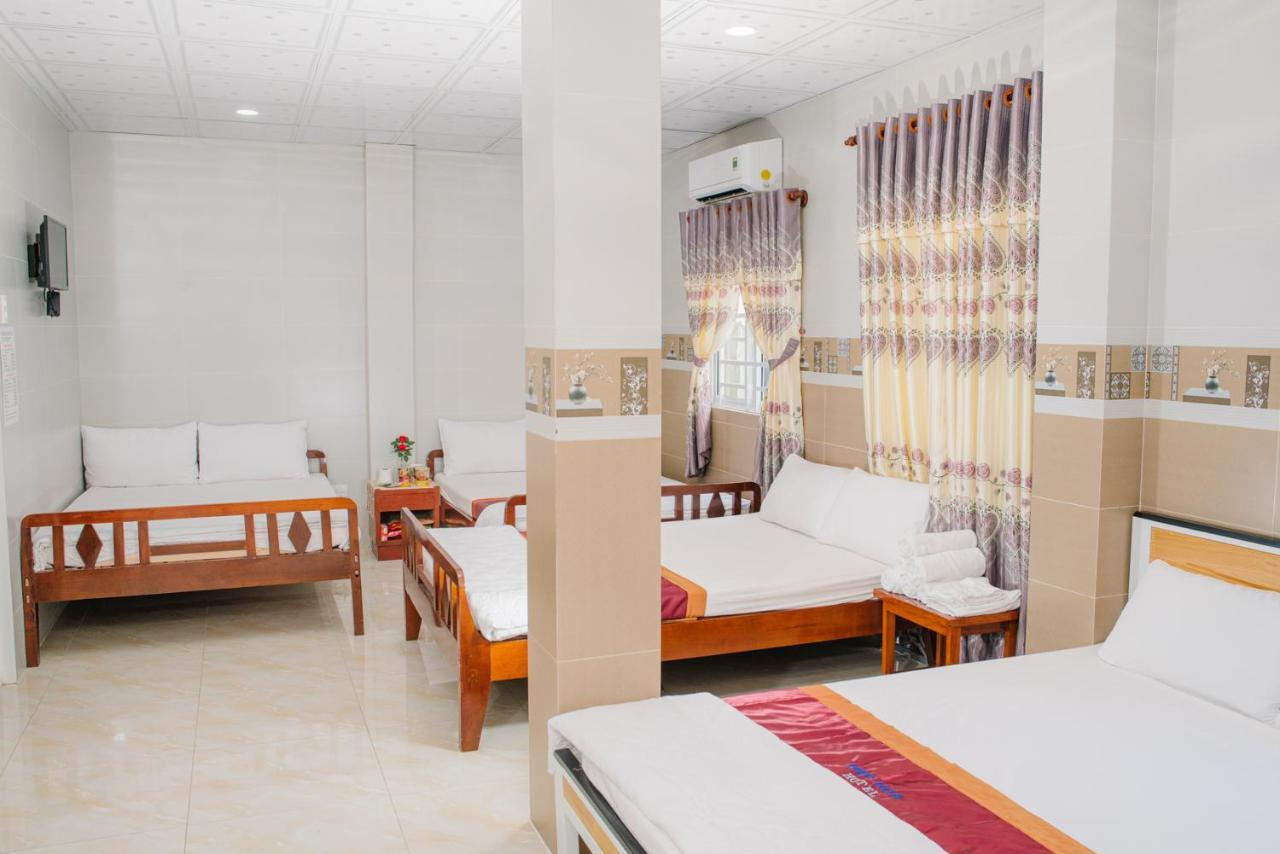 Hiep Hoa Hotel Chau Doc Extérieur photo