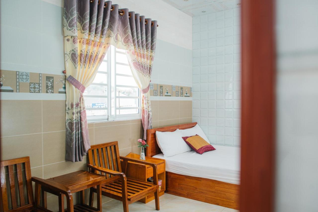 Hiep Hoa Hotel Chau Doc Extérieur photo