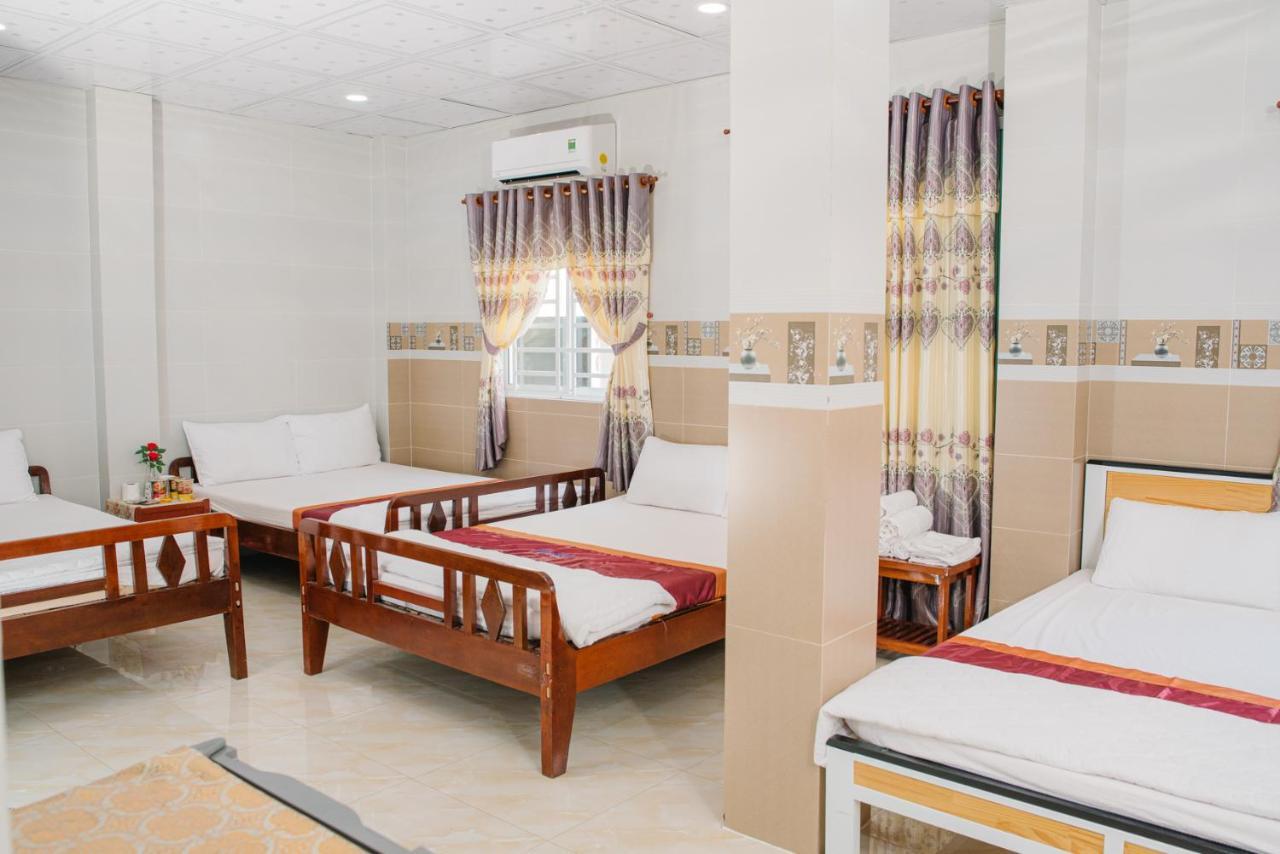 Hiep Hoa Hotel Chau Doc Extérieur photo