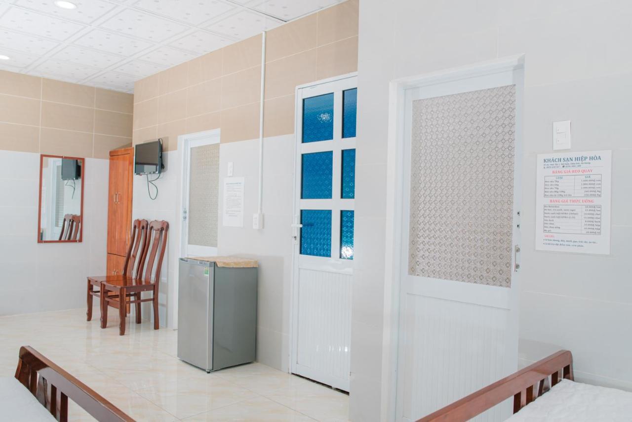 Hiep Hoa Hotel Chau Doc Extérieur photo