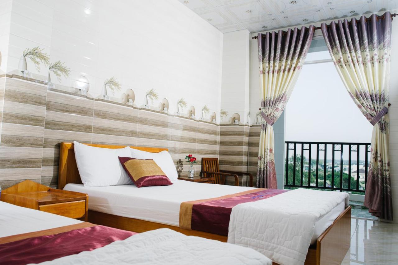 Hiep Hoa Hotel Chau Doc Extérieur photo